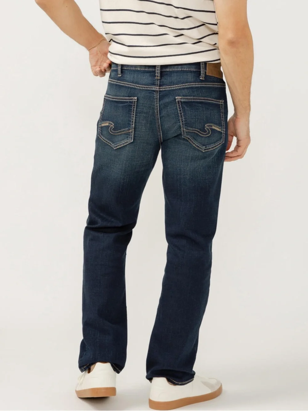 Men's Silver Jeans Grayson Classic Straight Jeans in Dark Blue 36x 34